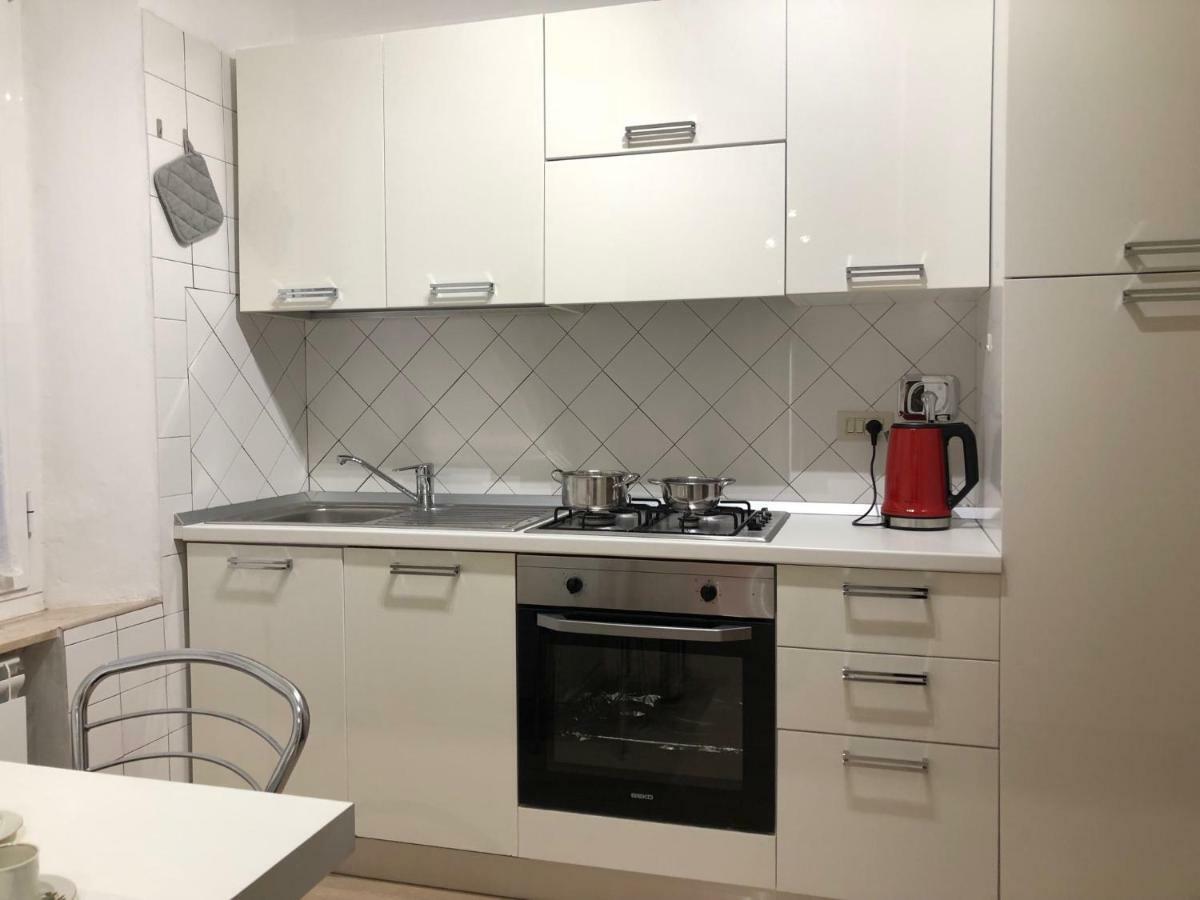 Temporary House Vicolo Colombina Apartman Bologna Kültér fotó