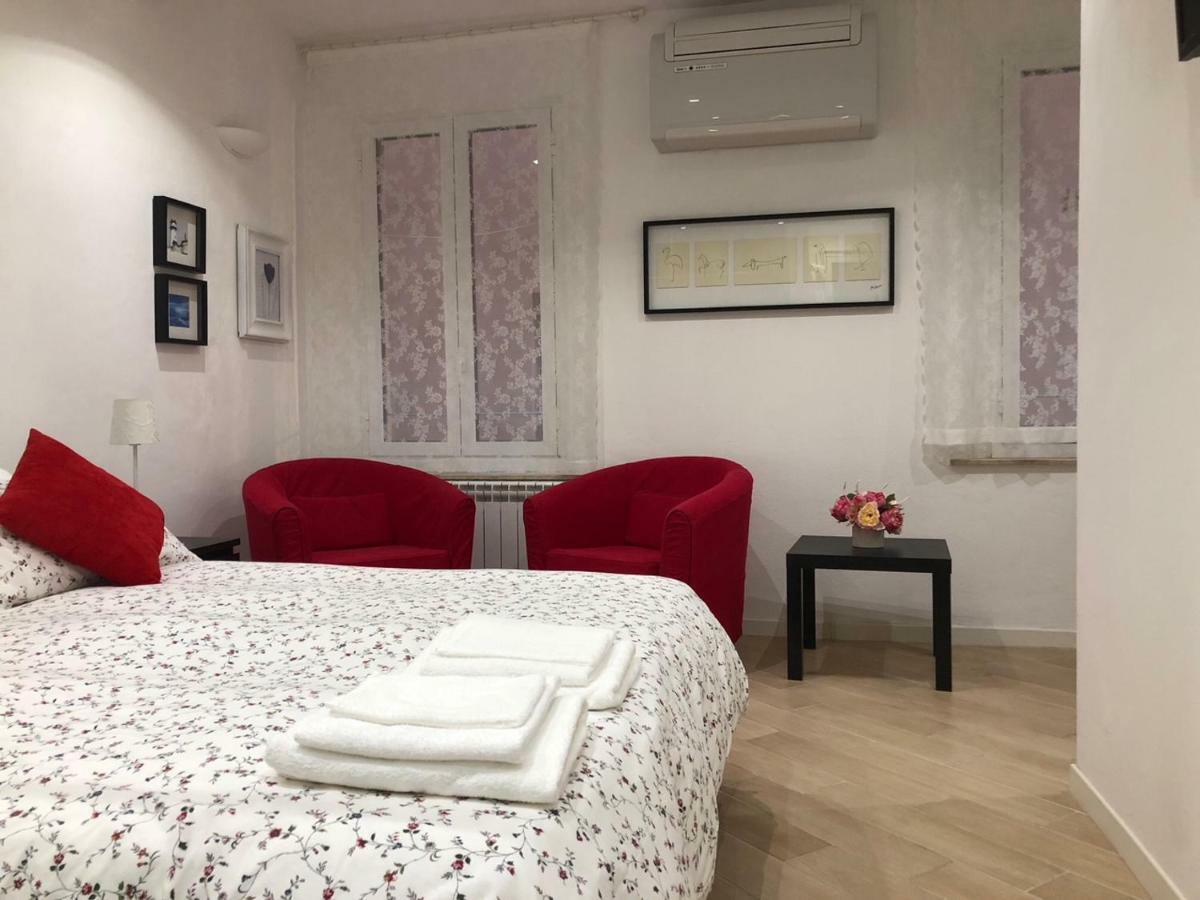 Temporary House Vicolo Colombina Apartman Bologna Kültér fotó
