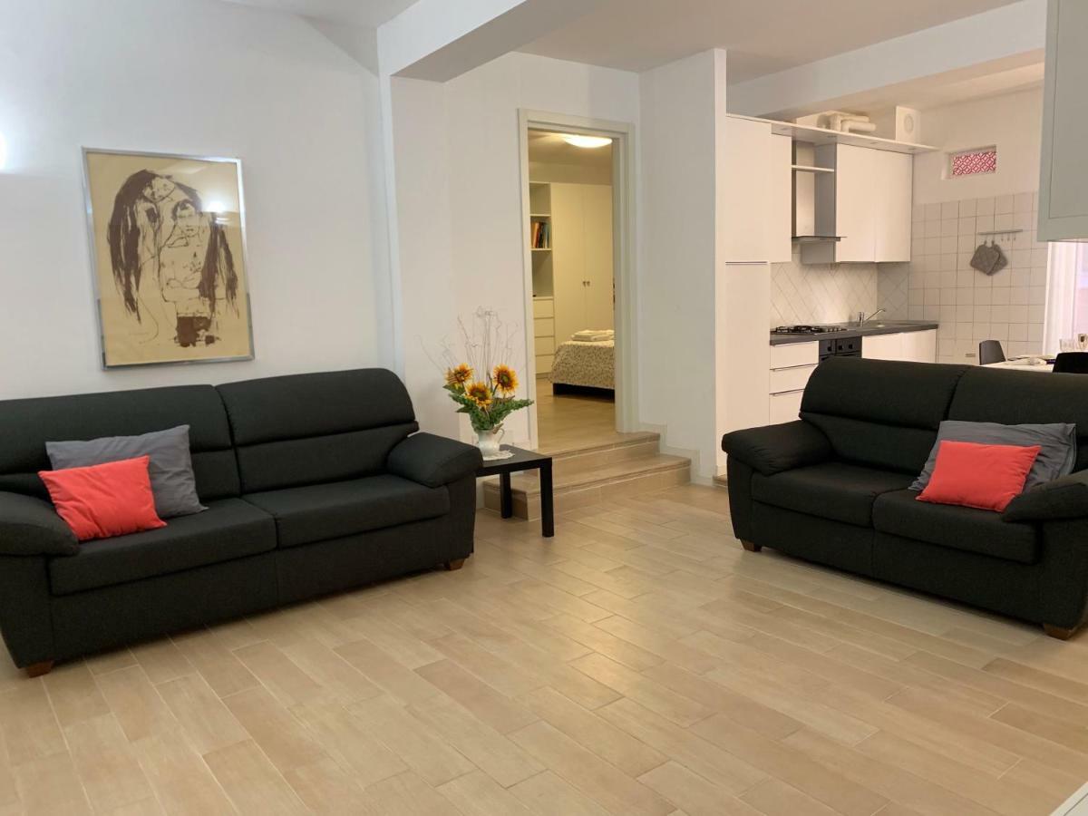 Temporary House Vicolo Colombina Apartman Bologna Kültér fotó